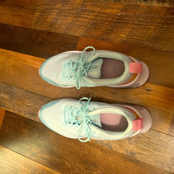 Nike Air Zoom Arcadia Big Kid Youth Size 6.5 Glacier Blue/Pink - Picture 4 of 6